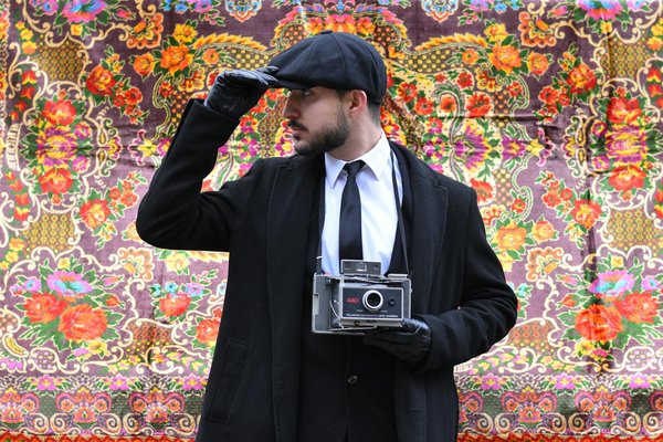 Comment assortir des pantalons en lin avec des chemisiers pour un look estival chic?